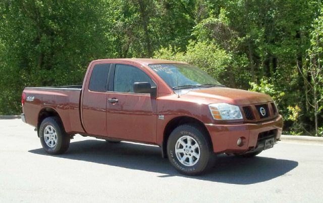 2004 Nissan Titan