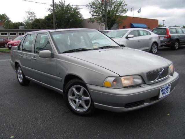 1999 Volvo S70 for sale