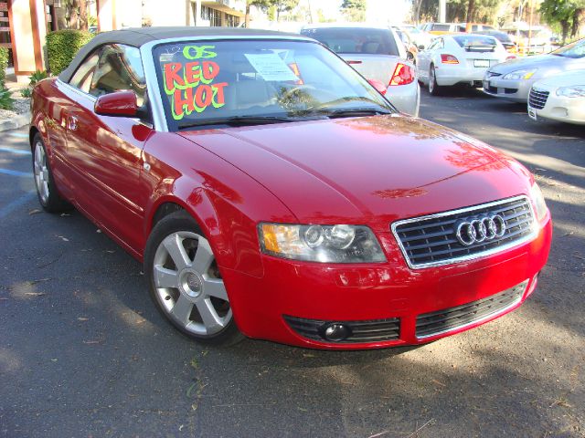 2005 AUDI A4 18T CABRIOLET red clean title and carfax reports turbo-charged fiberglass trim du