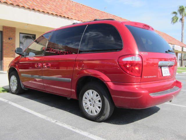 2006 Chrysler Town and Country for sale