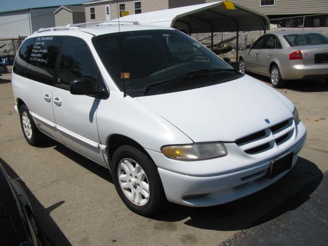 1996 Dodge Caravan for sale