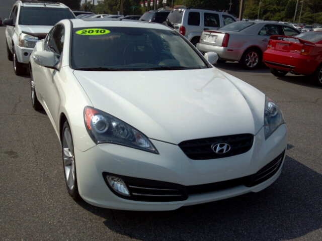 2010 Hyundai Genesis Coupe for sale