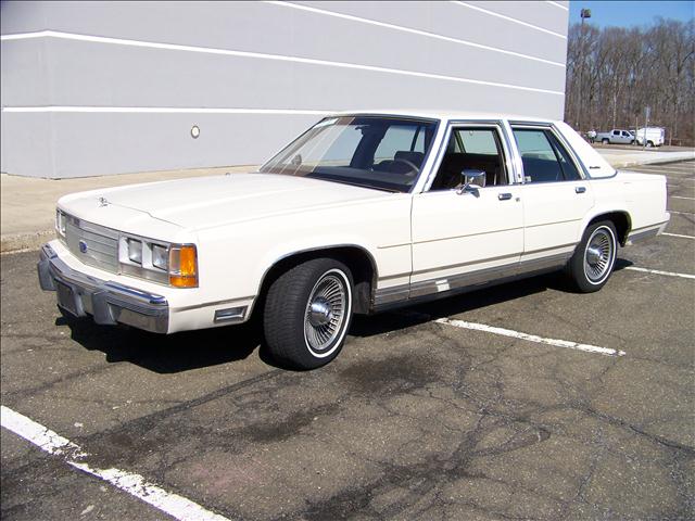 1990 Ford Crown Victoria for sale