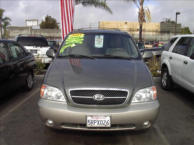 2005 Kia Sedona for sale