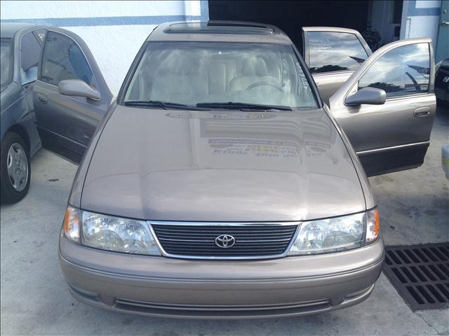 1999 Toyota Avalon for sale