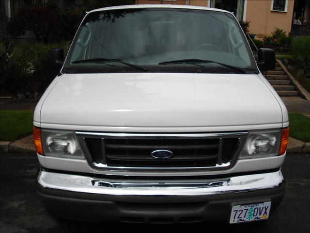 2006 Ford E350 Wagon for sale