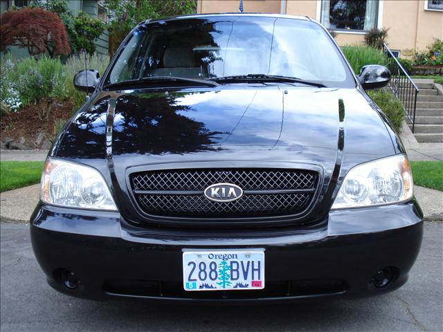 2005 Kia Sedona for sale