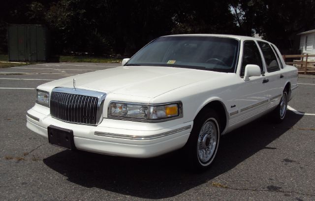 1997 Lincoln Town Car for sale