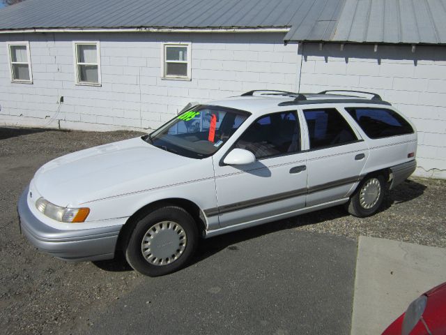 1992 Ford Taurus - Colville, WA