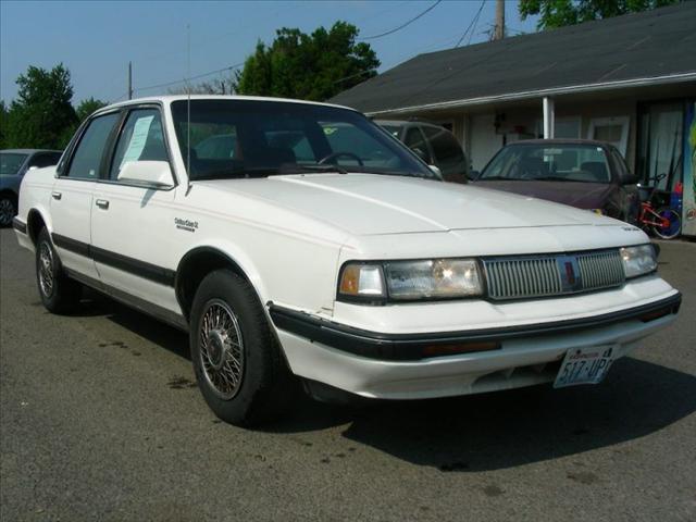 1990 Oldsmobile Cutlass Ciera for sale